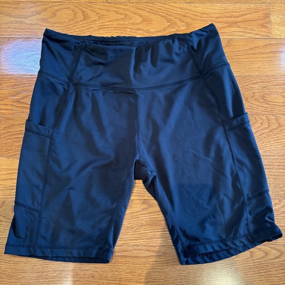Baleaf Black Bike Shorts with 9” Inseam - Picture 1 of 3